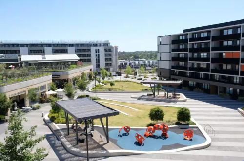 BW109 - Burwood Brickworks Stunning 1BR with FREE Parking 24hrs Store and Deakin University Nearby in 森林山