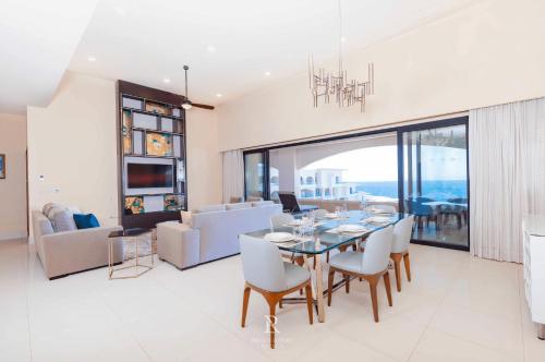 Three Bedroom Suite Ocean View- Villa La Valencia in Cabo San Lucas, Mexico