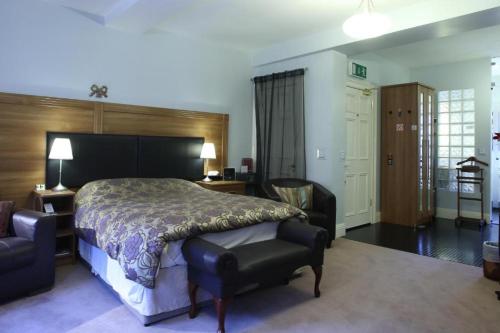 The Merchant House - image 2