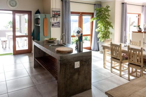Holiday Home image 2