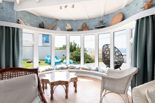 Exterior view, Blue Bay Beach House in Trenance
