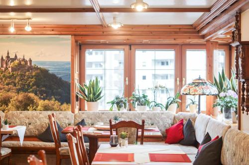 餐廳, Hotel Garni in der Breite in 阿爾布施塔特