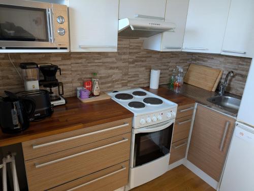 18 - Cozy apartment with view, top 7th floor in Kemi