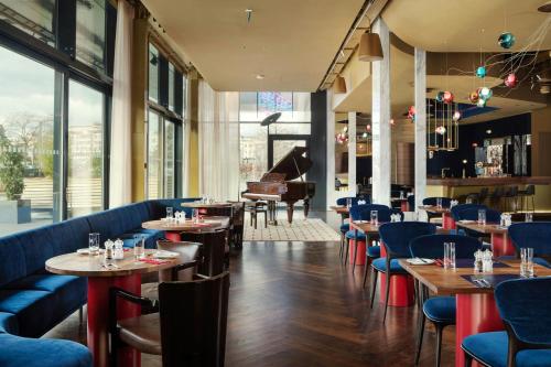 Courtyard by Marriott Brno - image 12