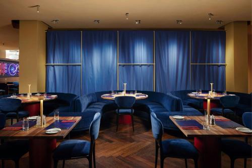 Courtyard by Marriott Brno - image 13