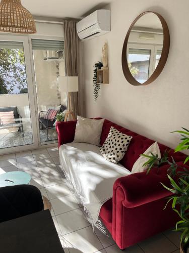 Joli Appart / Parking / CLIM / WIFI in Tournezy