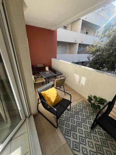 Joli Appart / Parking / CLIM / WIFI in Tournezy