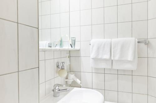 Standard Single Room room in Best Western Raphael Hotel Altona