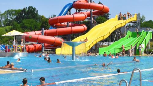 Akvaparks, Chalupa Trosenka in Troskovice