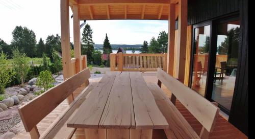 Dārzs, Czôrny Dąb - dom wakacyjny na Kaszubach, bilard, jacuzzi, sauna (Czorny Dab - dom wakacyjny na Kaszubach, bilard, jacuzzi, sauna) in Kozyczkowo