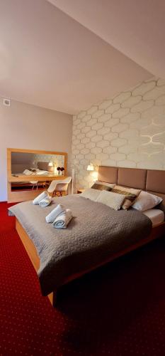 Szafranowy Dwór - Hotel - Strawczyn