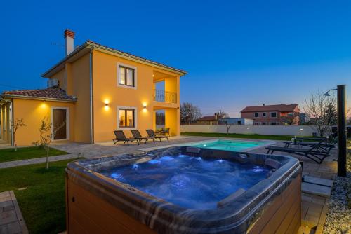 Villa Brajde by IstriaLux - Location, gîte - Gajana