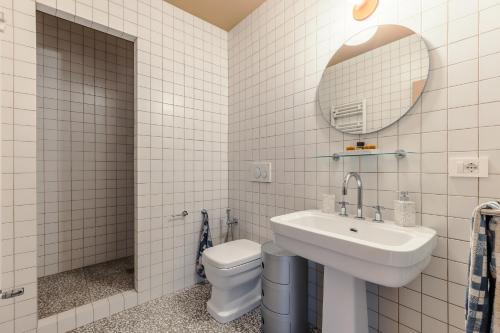 Roman Retreat En-suite Room, Rome (photo 10)