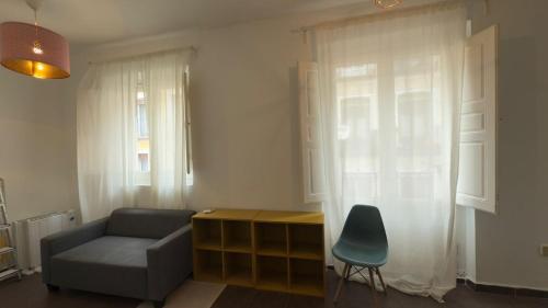 Bright Apartment in the Heart of Lavapies - B41, Madrid