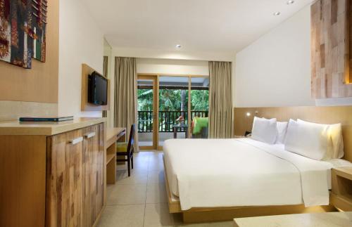 Standard Room image 7