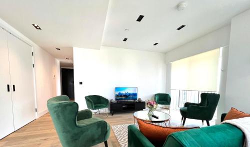 CENTRAL LONDON STAY-Fabulous Ultra-Central London Luxury Designer Two Bedroom-POOL-GYM-Full AC, Londyn (zdjęcie 6)