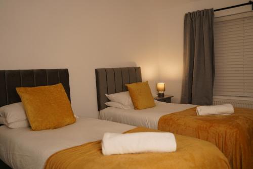 Three-Bedroom House image 3