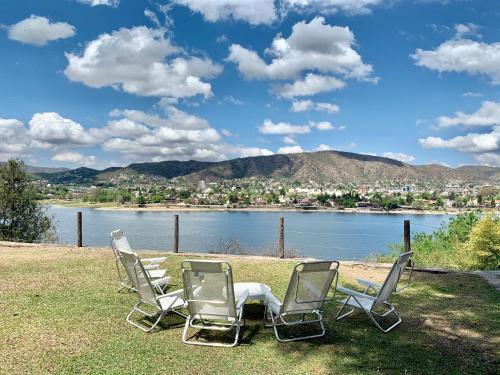 casa vista al lago