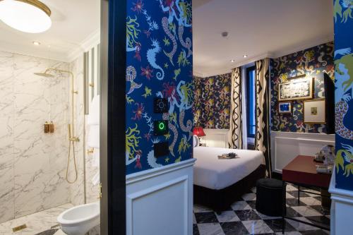 room detail thumbnail 0