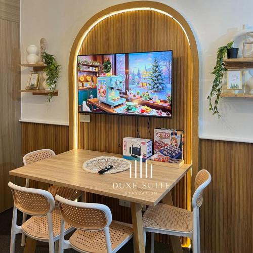 Cozy Vibes near Moa & Naia Airport Wifi Netflix-Duxe8, Manila