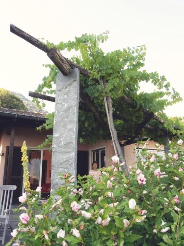  Casa Nespole, Familiennest mit Seesicht in Minusio