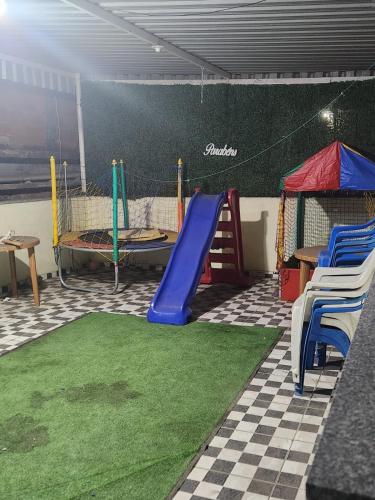 Детска площадка, Casa c Terraço e Churrasqueira (Casa c Terraco e Churrasqueira) in Vila Leopoldina