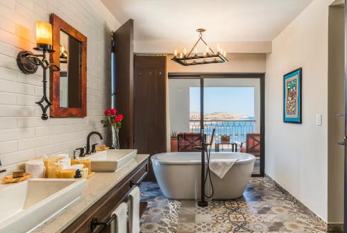 Four Bedroom - Vista Encantada