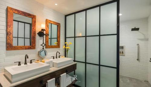 Two Bedroom - Vista Encantada in Cabo San Lucas, Mexico