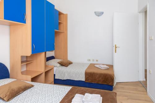 One-Bedroom Apartment - Sea Side image 3