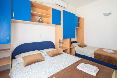 One-Bedroom Apartment - Sea Side image 5