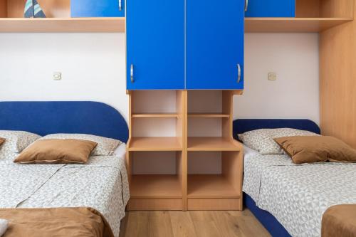 One-Bedroom Apartment - Sea Side image 7