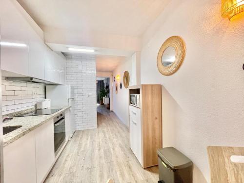 Standard Apartment image 8
