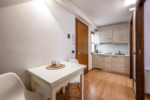 모데나 Emilia Studios 7 2성급 싱글룸 로비