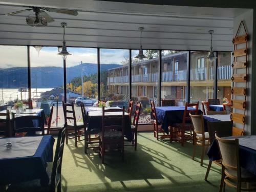 Étterem, Hotel - Motel Georges in Tadoussac