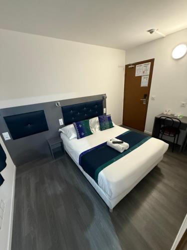 1 double bed