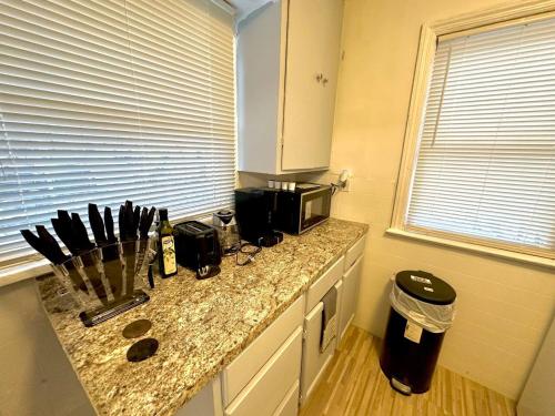 Renovated Master Suite near Buffalo Zoo