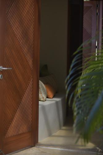 Casa Caracol - Tropical Garden with Pool, Palapa & Sunset Views