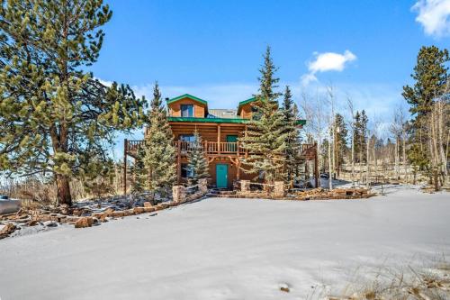 Amazing 3200Sq ft Upgrade Log Cbn GameRoom HotTub in Tarryall Mountain