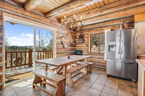 Amazing 3200Sq ft Upgrade Log Cbn GameRoom HotTub in Tarryall Mountain