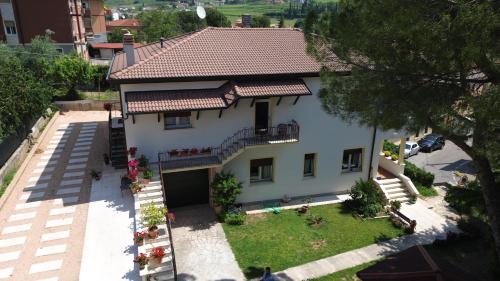 Stanza in villa Marirosa, Negrar (fotografie 8)