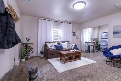 Cozy Relaxing Retreat Near Downtown SLC