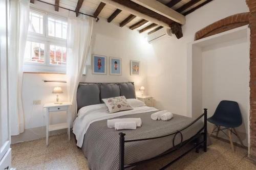 Keys of Italy - F2 -1Bedroom Apt by Santa Croce, Florenz