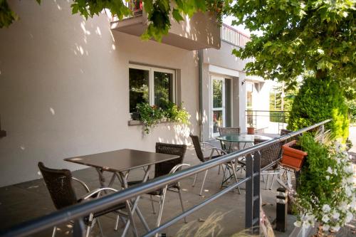 Logis Hotel & Restaurant Au Lion d'Or in Burnhaupt-le-Haut