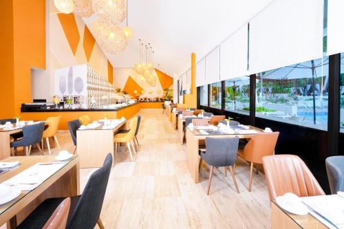 Restaurant, Oh! Cancun The Urban Oasis & Beach Club in Cancun