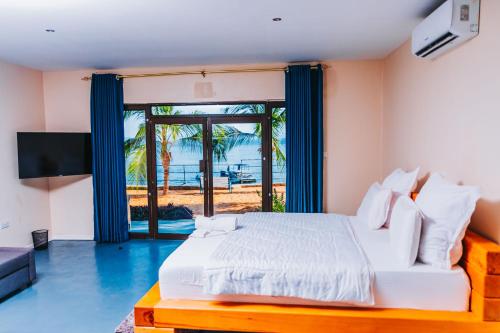 SAVEE BEACH RESORTS in เซียวองกา