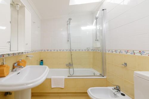 Tranquilidad junto al mar by CABANA Rentals