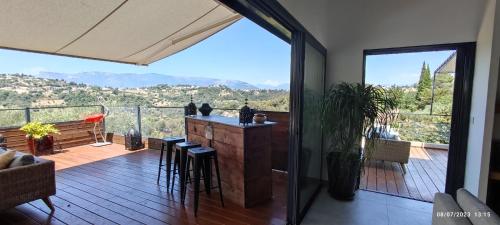 VILLA MODERNE PISCINE JACUZZi in La Plana