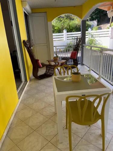 Maison confortable à Morne-à-l'Eau 60 m² avec jardin - main image