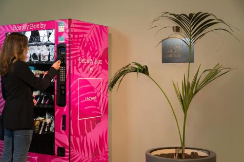 Zedwell Piccadilly - image 8