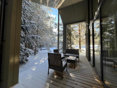 周邊環境, Gilužio sodyba (Giluzio sodyba) in 巴爾寧凱